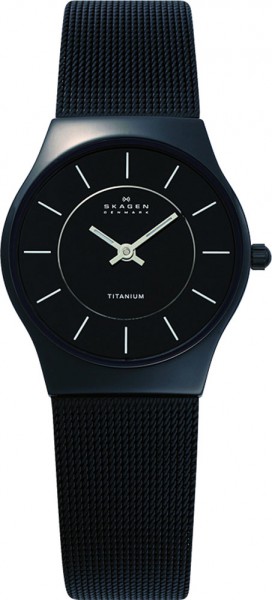 SKAGEN Damenuhr Modell Nr. 233STMB   Diese Skagen titanium Damenuhr verfügt über ein präzises Quarzwerk, ein Gehäuse aus schwarzem Titanium, ein schwarzes Zifferblatt und ein Milanaisearmband .  – Präzises Quarz-Uhrwerk – Gehäuse: Titanium – schwarzes Zif